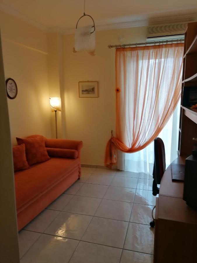Apartment Giorgos Calamata Exterior foto